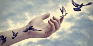 Read more about the article Πώς αρχίζει η ελευθερία — η ελευθερία να είσαι ο εαυτός σου